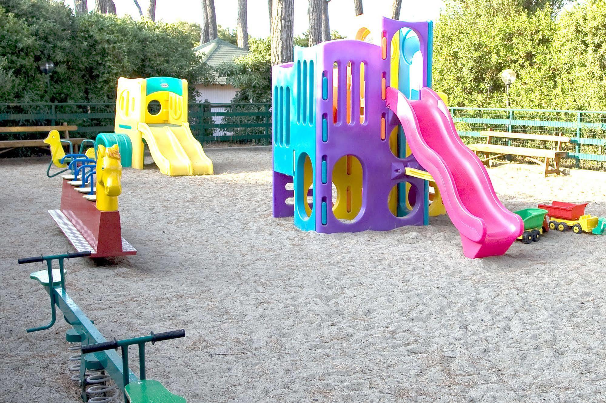 Villaggio Club Cecina Марина-ди-Чечина Экстерьер фото